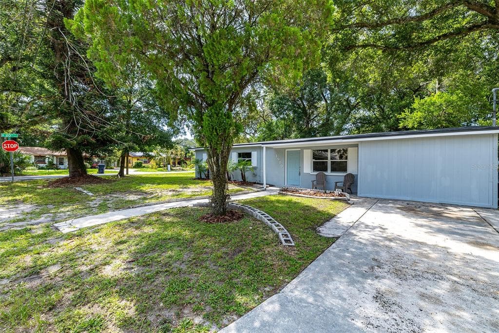 1919 E NOEL STREET TAMPA, FL 33610