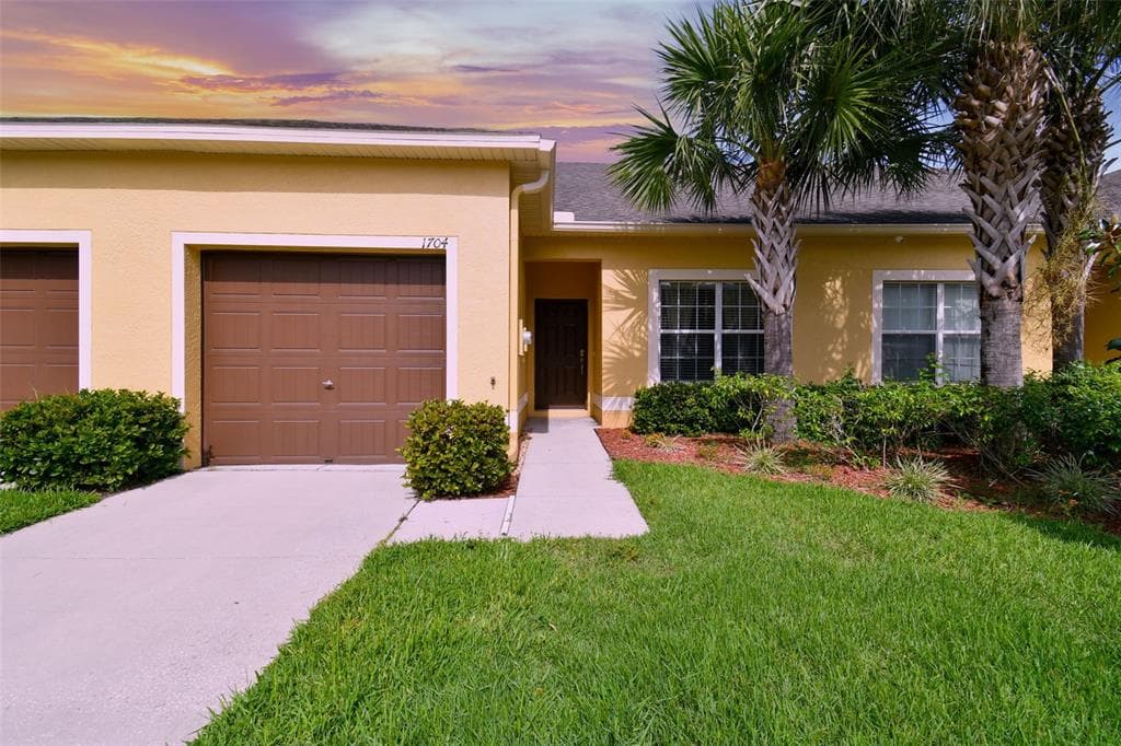 1704 TRAILWATER STREET RUSKIN, FL 33570