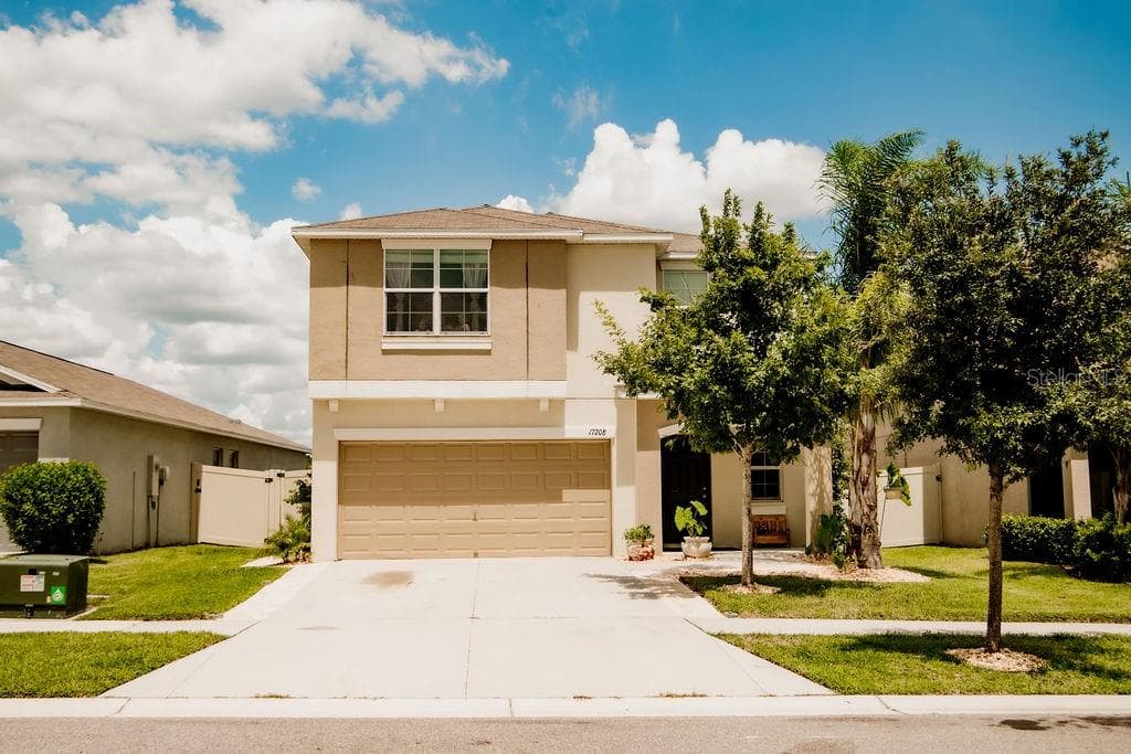 17208 BEACH BUTTERCUP PLACE WIMAUMA, FL 33598
