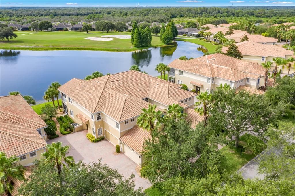 1360 EMERALD DUNES DRIVE SUN CITY CENTER, FL 33573
