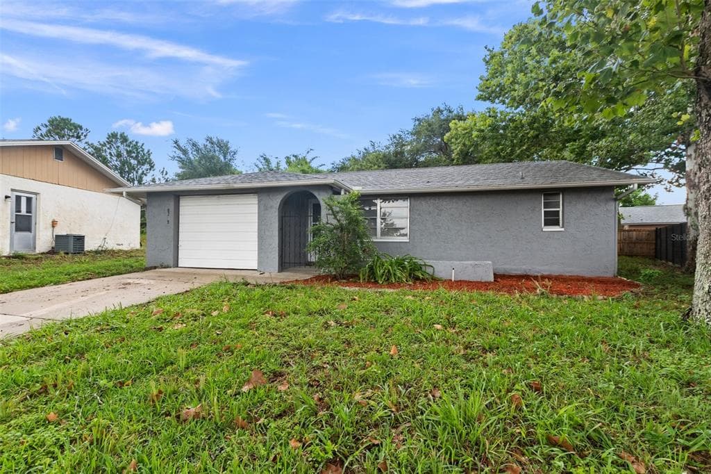 8763 HEMLOCK LANE PORT RICHEY, FL 34668