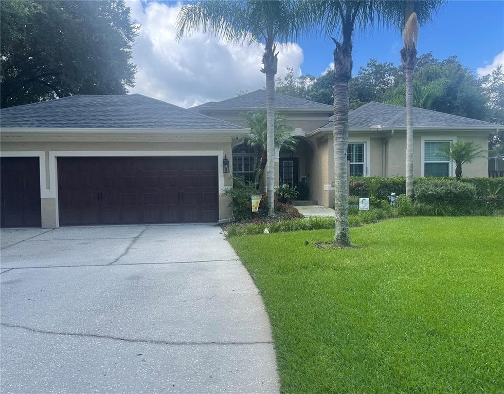 2435 FOX FOREST DRIVE