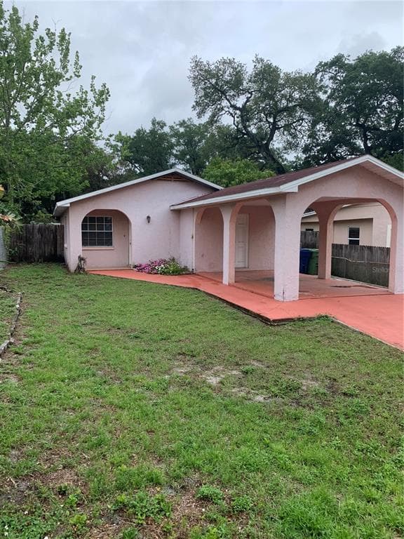 2217 W WOODLAWN AVENUE TAMPA, FL 33607