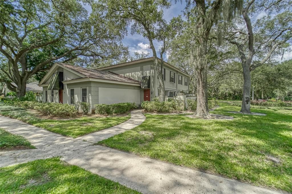 6210 DEWDROP WAY TEMPLE TERRACE, FL 33617