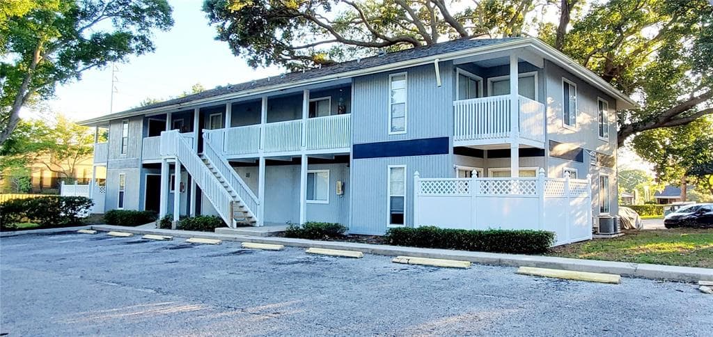 1115 OHIO AVENUE UNIT 202 DUNEDIN, FL 34698