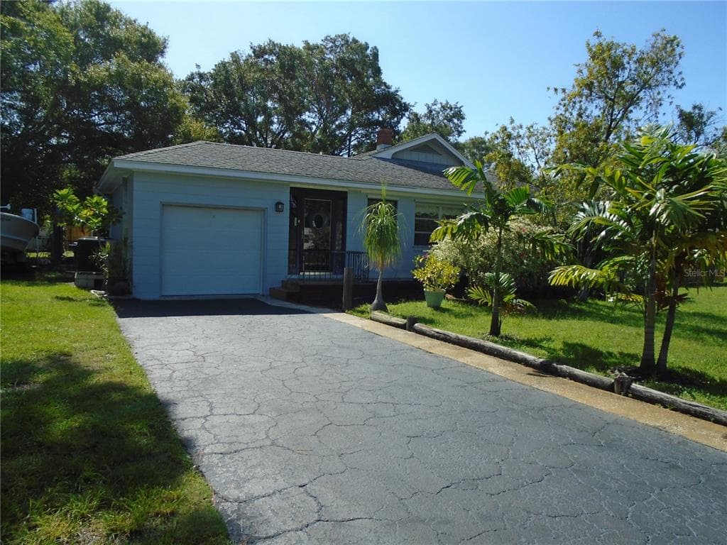 1514 HULL STREET S GULFPORT, FL 33707