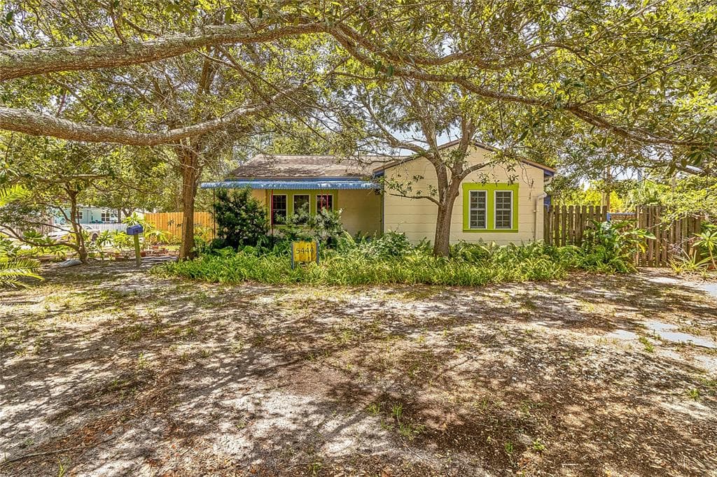5444 5TH AVENUE S ST PETERSBURG, FL 33707