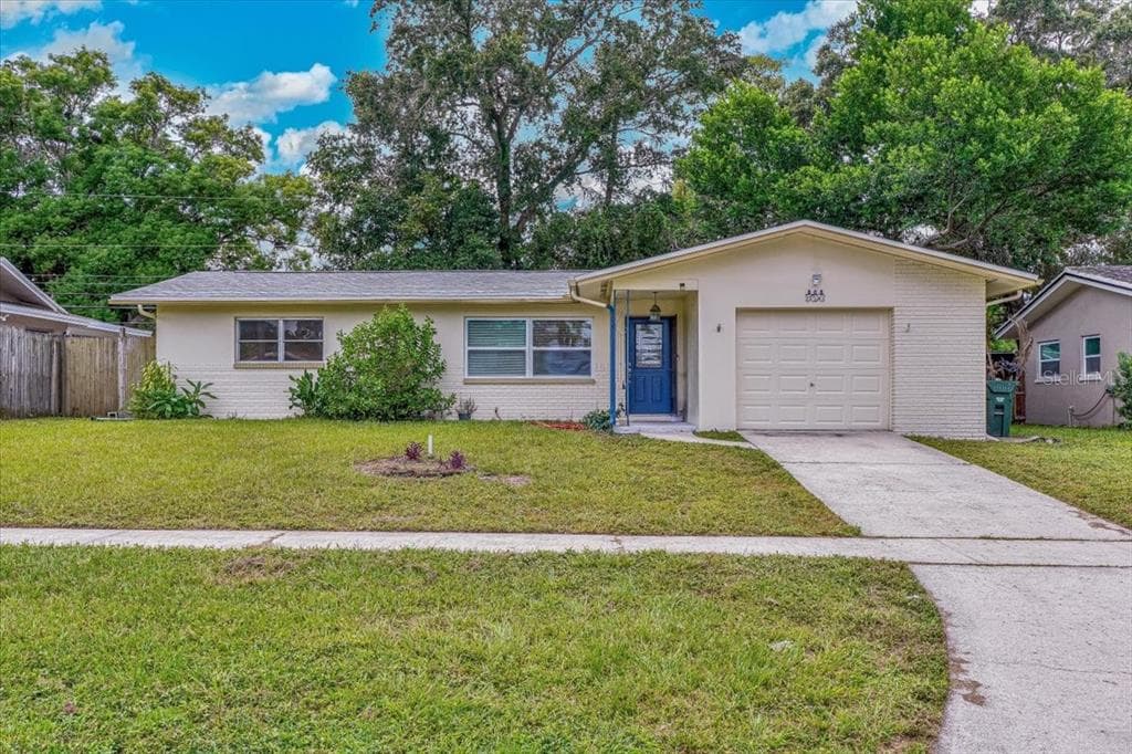 508 BROOKFIELD DR LARGO, FL 33771