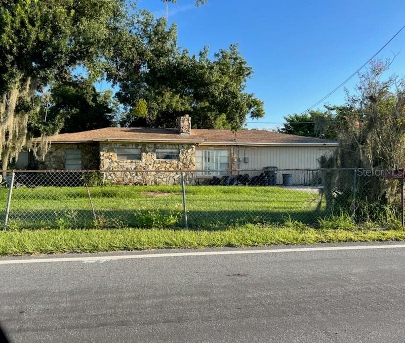 2137 SHEFFIELD ROAD WINTER HAVEN, FL 33880