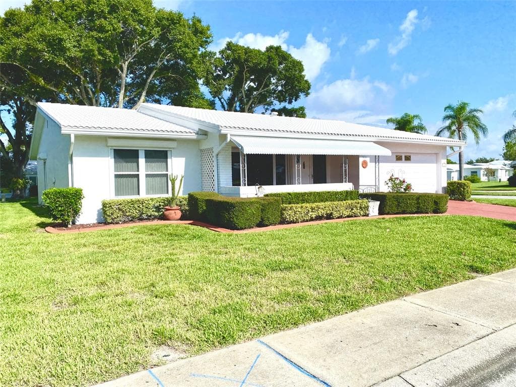 9050 40TH STREET N UNIT 5 PINELLAS PARK, FL 33782
