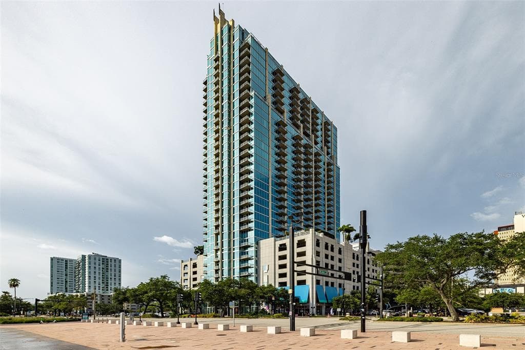 777 N ASHLEY DRIVE UNIT 1610 TAMPA, FL 33602