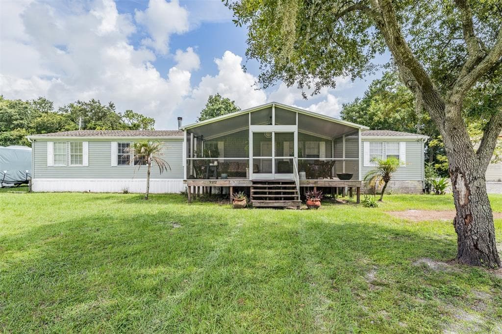 9572 PANGOLA LOOP LAND O LAKES, FL 34639