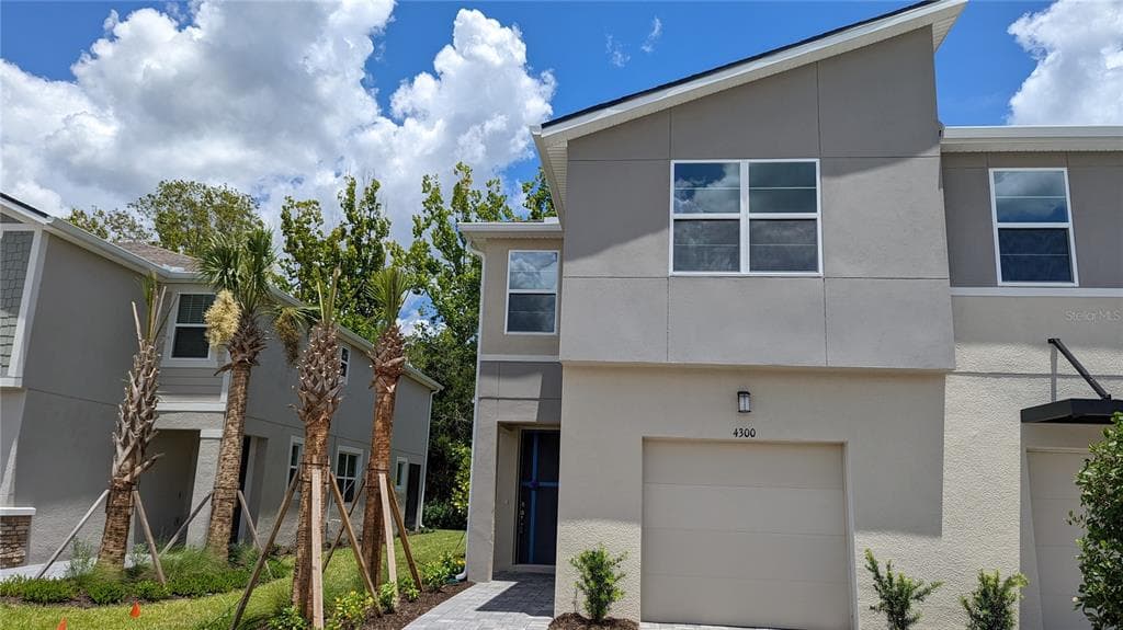 4300 CLOUD HOPPER LUTZ, FL 33559