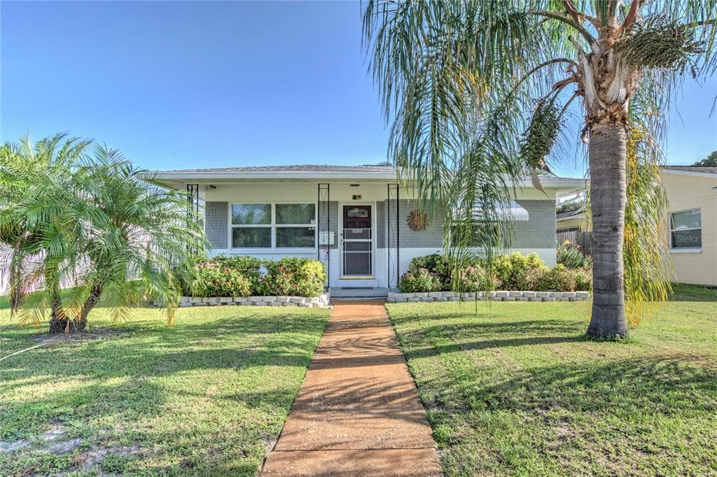 5455 BURLINGTON AVENUE ST PETERSBURG, FL 33710