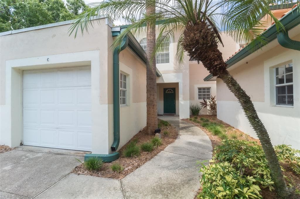 2515 W KANSAS AVENUE UNIT C TAMPA, FL 33629
