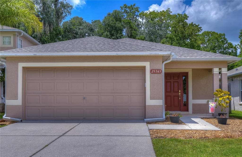 25745 CRIPPEN DRIVE LAND O LAKES, FL 34639