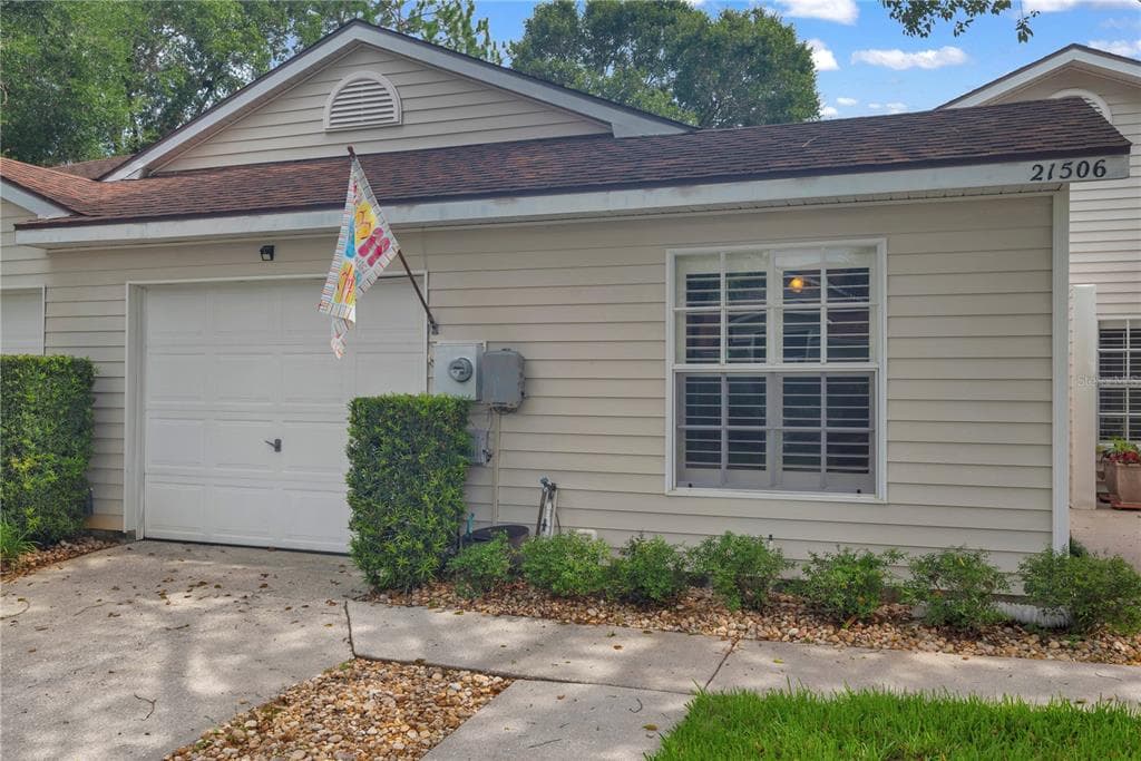 21506 GRAY TERN COURT LUTZ, FL 33549