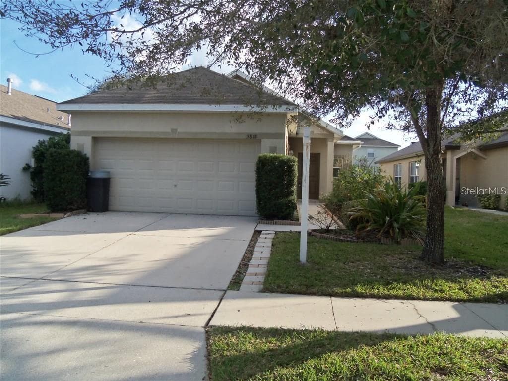 5818 WRENWATER DRIVE LITHIA, FL 33547