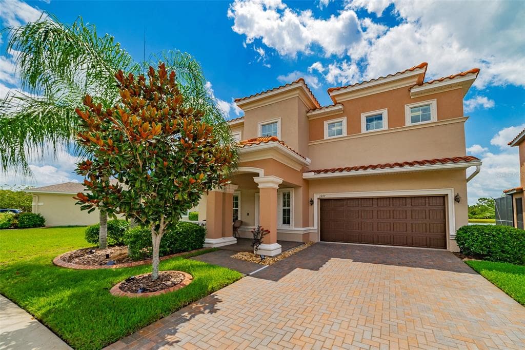 11857 FROST ASTER DRIVE RIVERVIEW, FL 33579