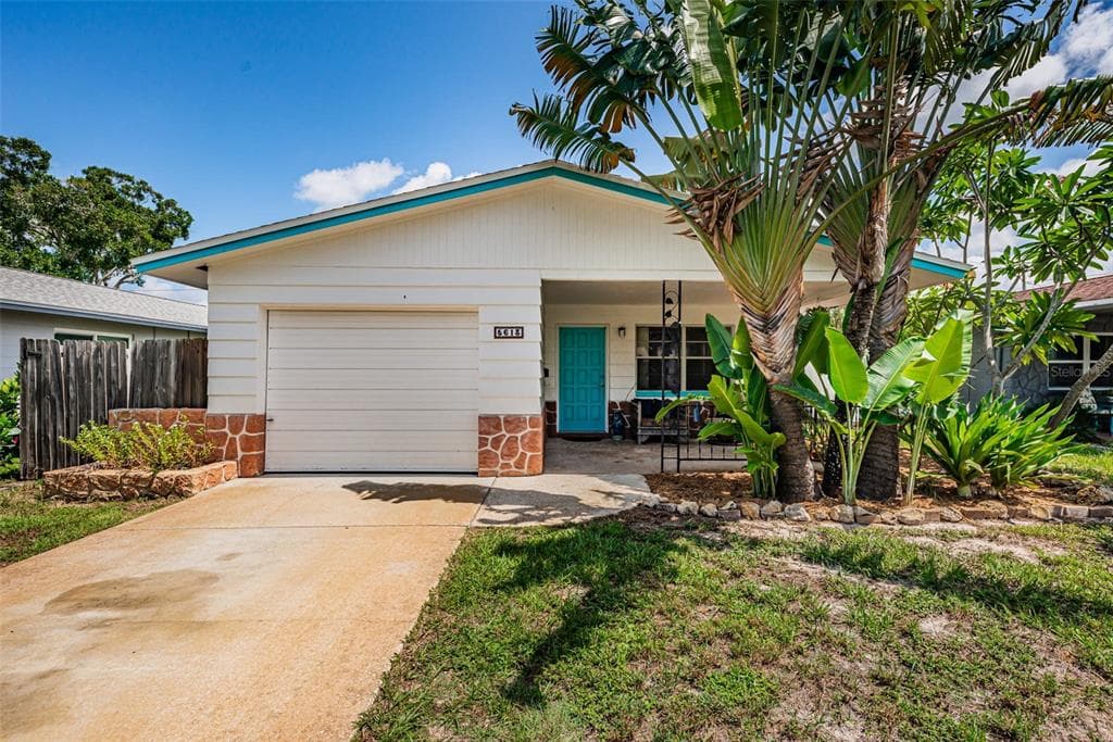 5613 16TH AVENUE N ST PETERSBURG, FL 33710