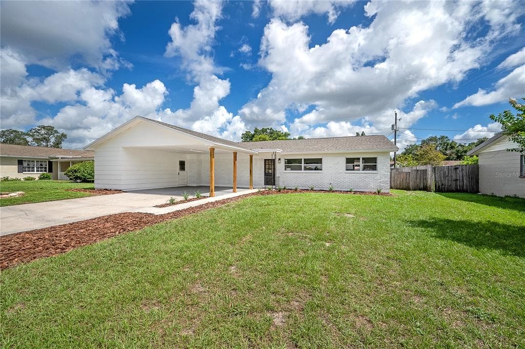 2503 THORNBROOK PLACE TAMPA, FL 33618