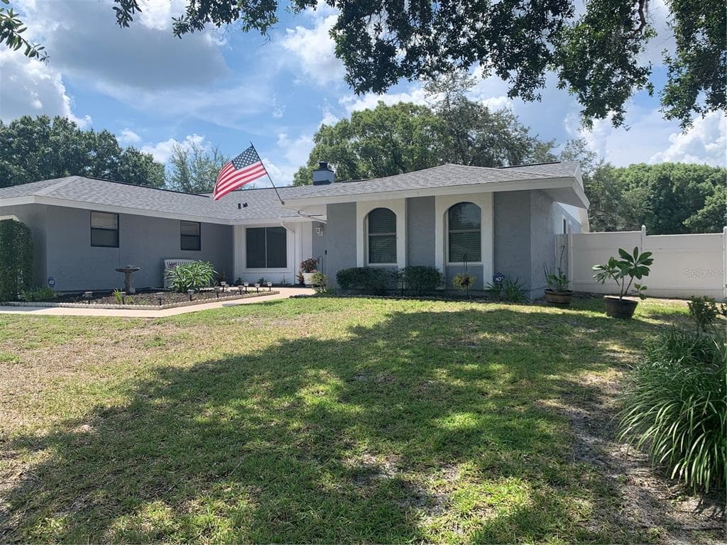 511 CEDAR GROVE DRIVE