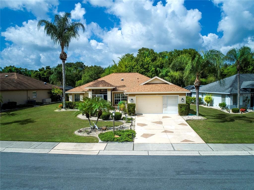 702 WINTERBROOKE WAY SUN CITY CENTER, FL 33573