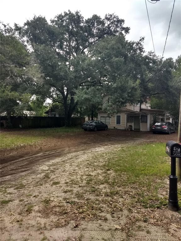 6105 RIVER TERRACE TAMPA, FL 33604