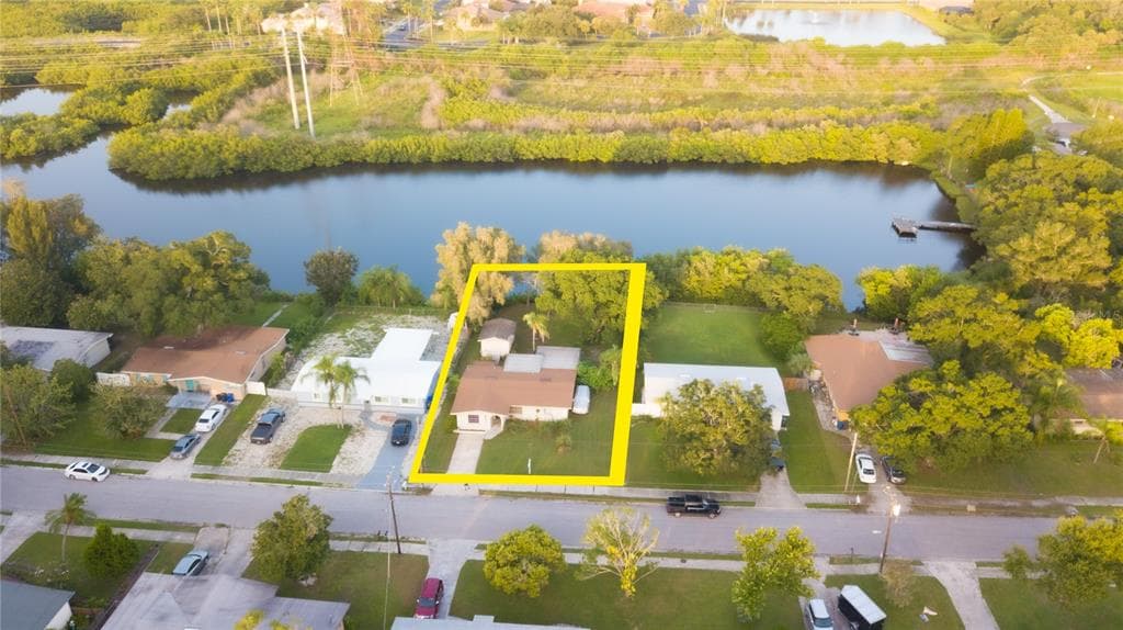 419 COUNTRY CLUB DRIVE OLDSMAR, FL 34677