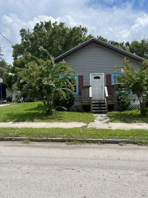 109 W ALSOBROOK STREET PLANT CITY, FL 33563