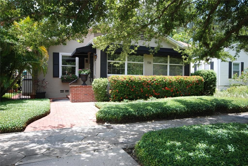 156 15TH AVENUE NE ST PETERSBURG, FL 33704