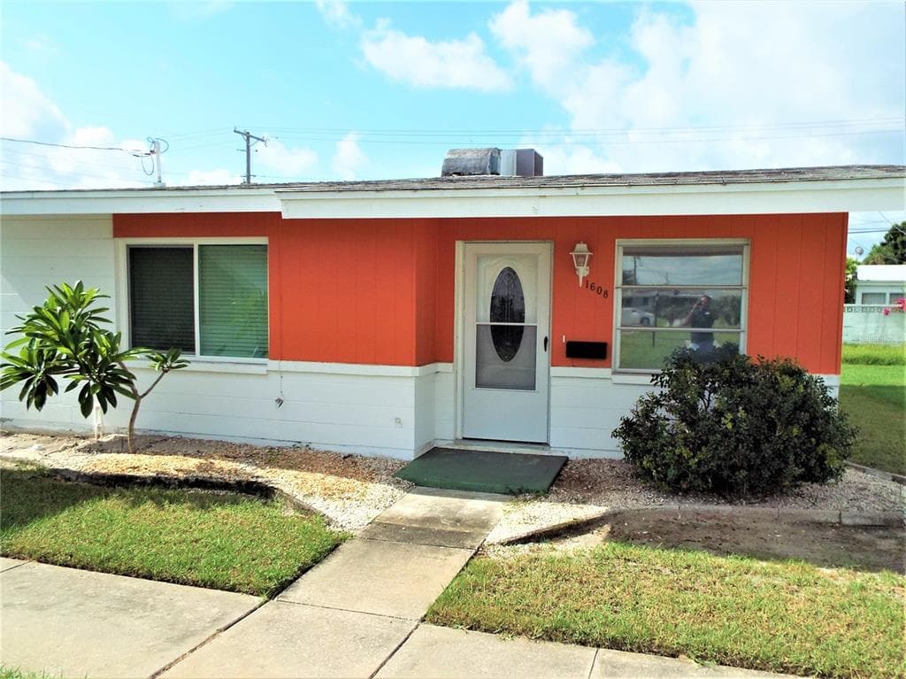 1608 COUNCIL DRIVE