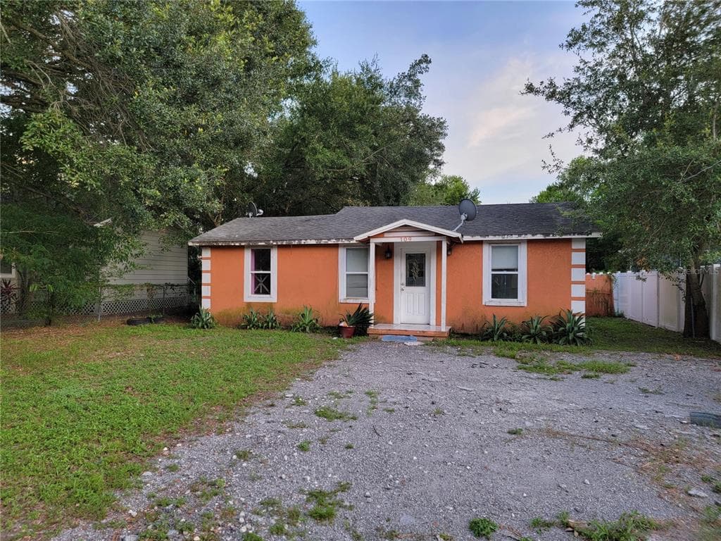 109 E BROAD STREET TAMPA, FL 33604