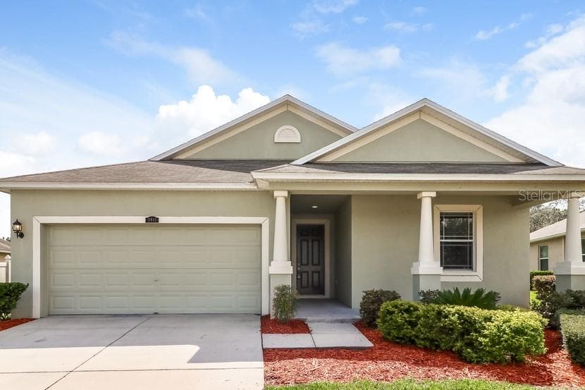 3911 CONSTANTINE LOOP WESLEY CHAPEL, FL 33543