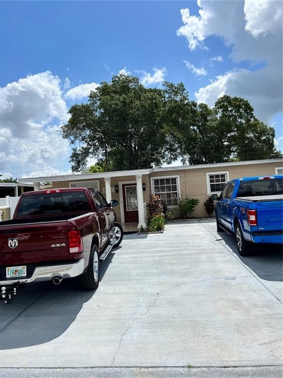 6007 N CLARK AVENUE TAMPA, FL 33614
