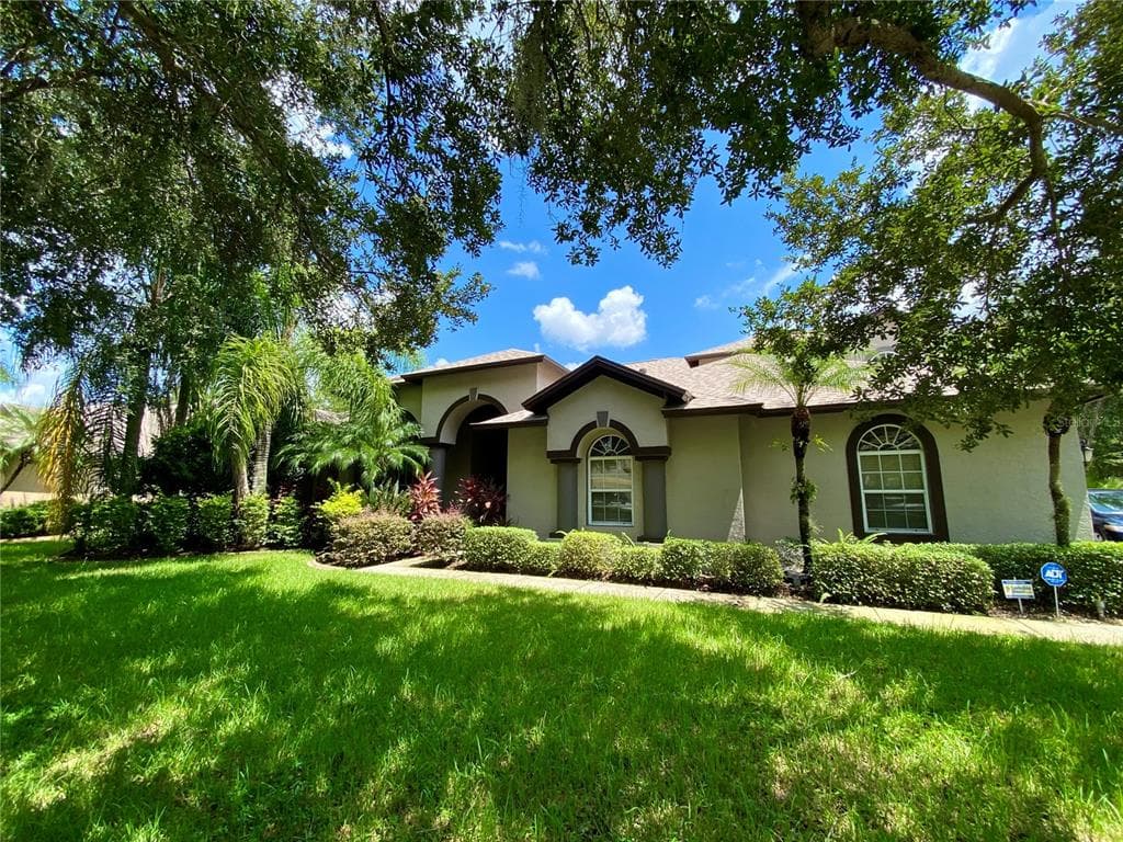 19135 TIMBER REACH ROAD TAMPA, FL 33647