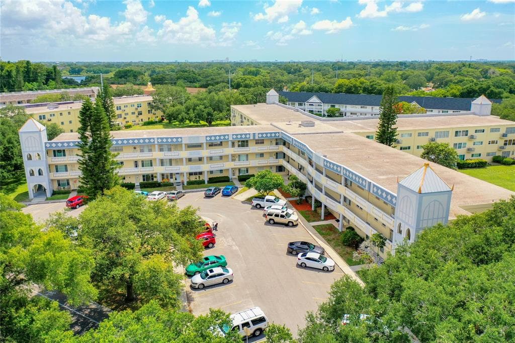 2222 AMERICUS BOULEVARD N UNIT 48 CLEARWATER, FL 33763