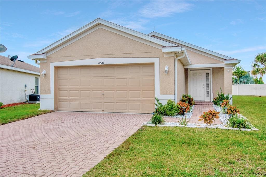 11504 BAY GARDENS LOOP RIVERVIEW, FL 33569