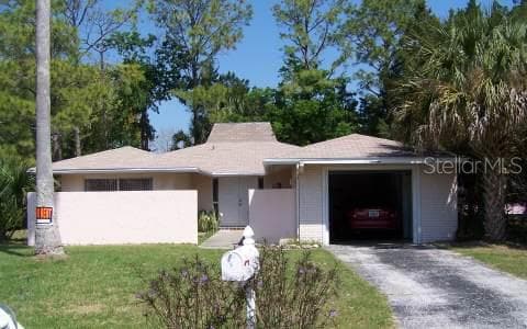 19 COLLINS LANE PALM COAST