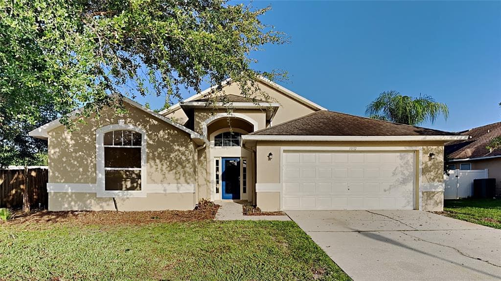 1032 AMERICAN ROSE PARKWAY ORLANDO, FL 32825