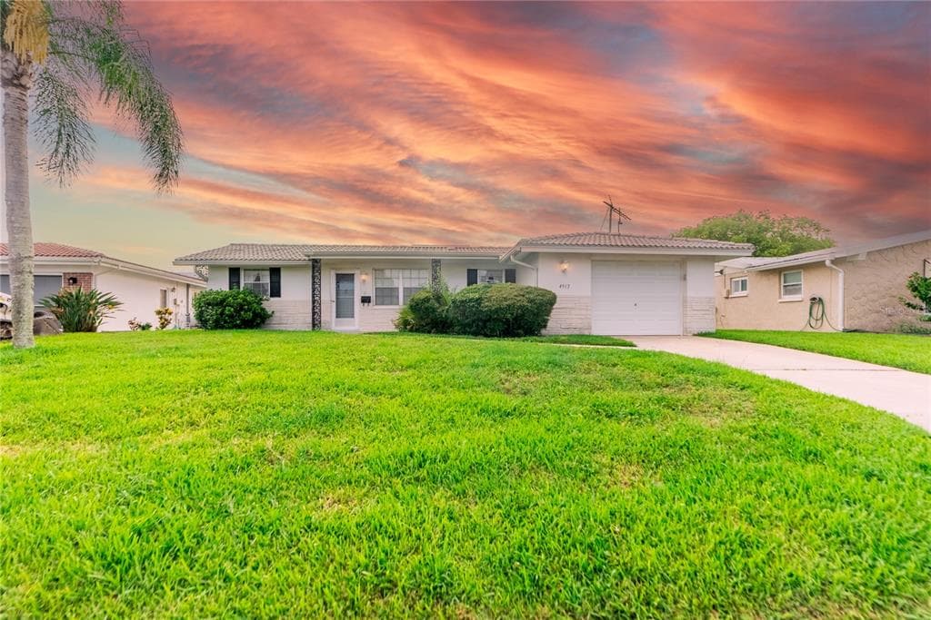 4913 DORY DRIVE NEW PORT RICHEY, FL 34652