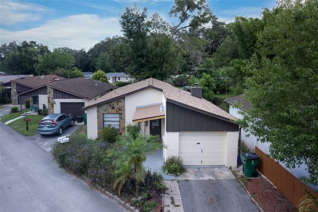 5937 FOREST LANE ZEPHYRHILLS, FL 33542