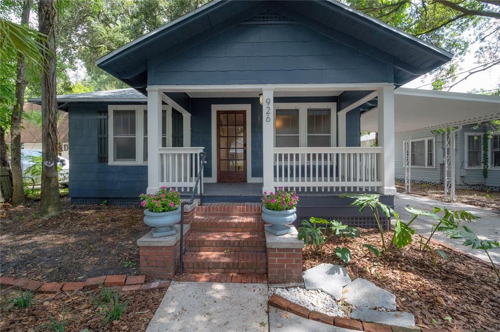 926 OSCEOLA STREET LAKELAND, FL 33801