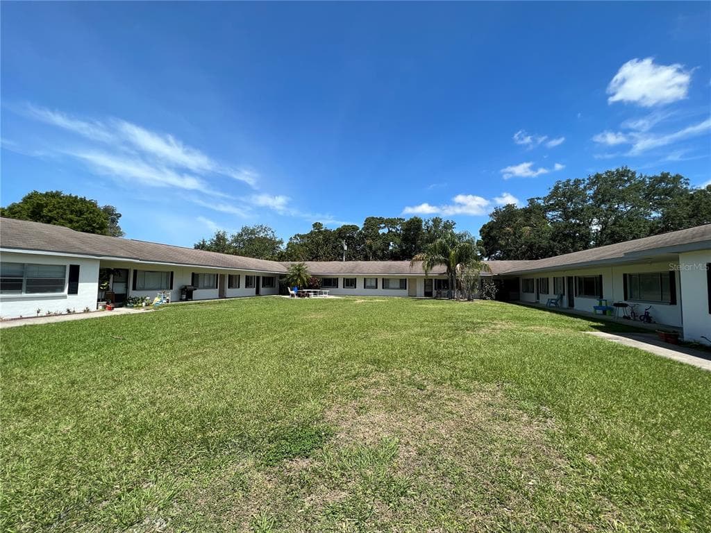 3053 ADRIAN AVENUE UNIT 10 LARGO, FL 33774
