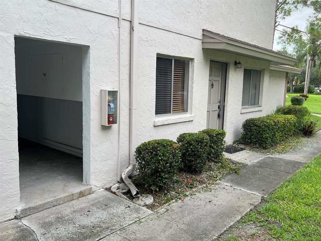 1827 BOUGH AVENUE UNIT 2 CLEARWATER, FL 33760
