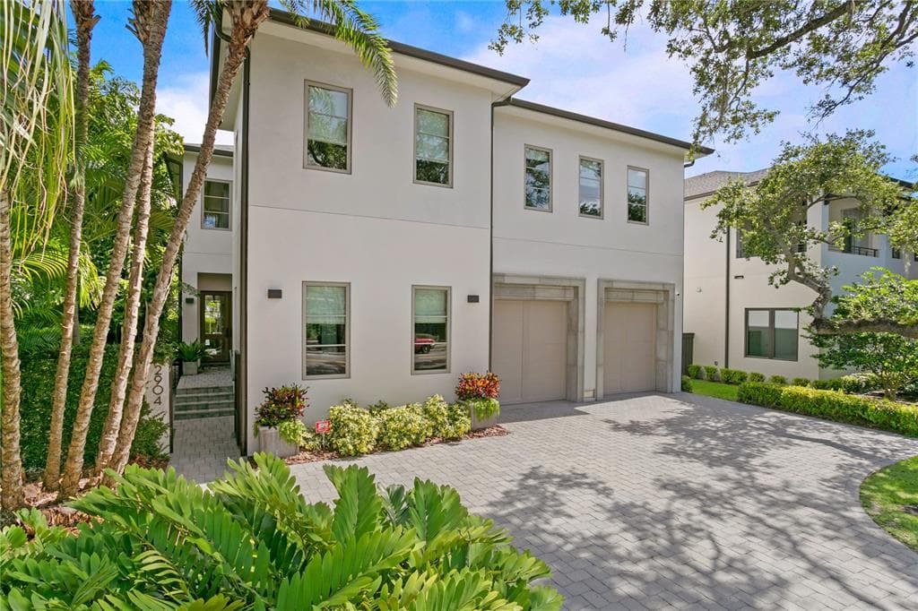 2904 W EUCLID AVENUE TAMPA, FL 33629