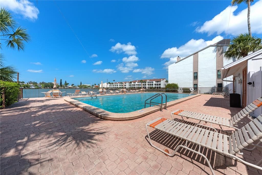 12310 CAPRI CIRCLE N TREASURE ISLAND, FL 33706