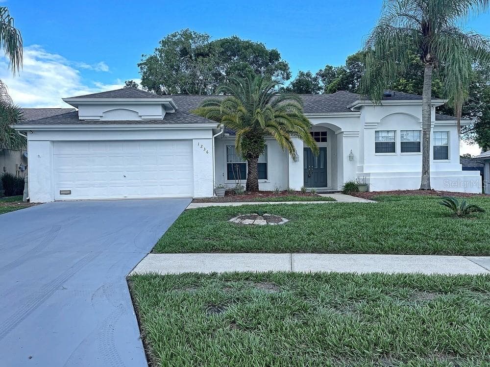1236 LANSING DRIVE SPRING HILL, FL 34608