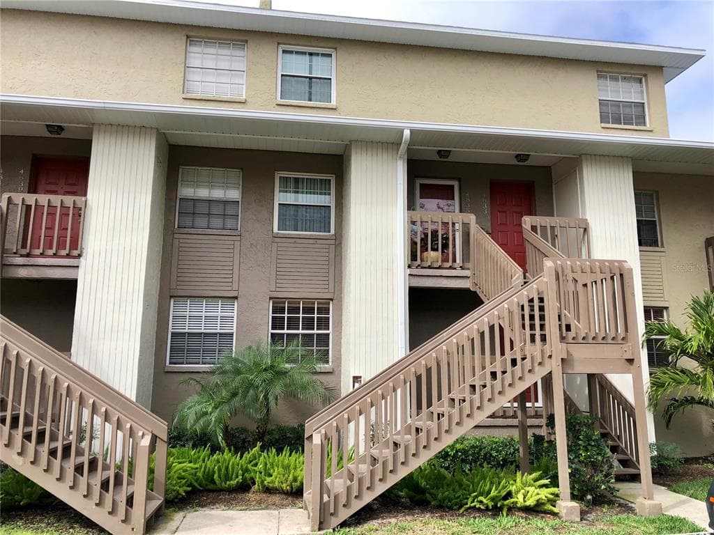 4831 W MCELROY AVENUE UNIT F104 TAMPA, FL 33611