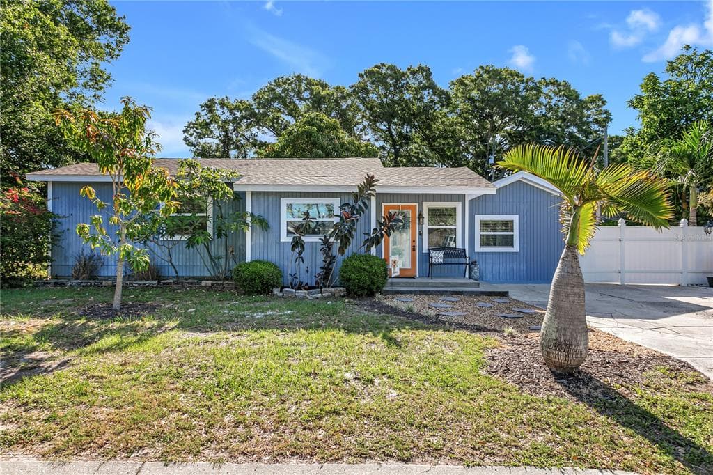 1768 32ND AVENUE N ST PETERSBURG, FL 33713